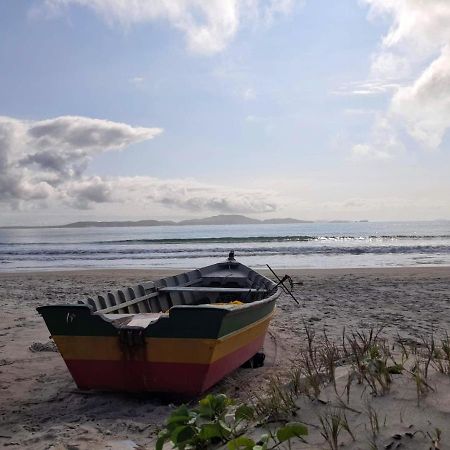 Villa Casarão Pé na Areia Peró Cabo Frio Esterno foto