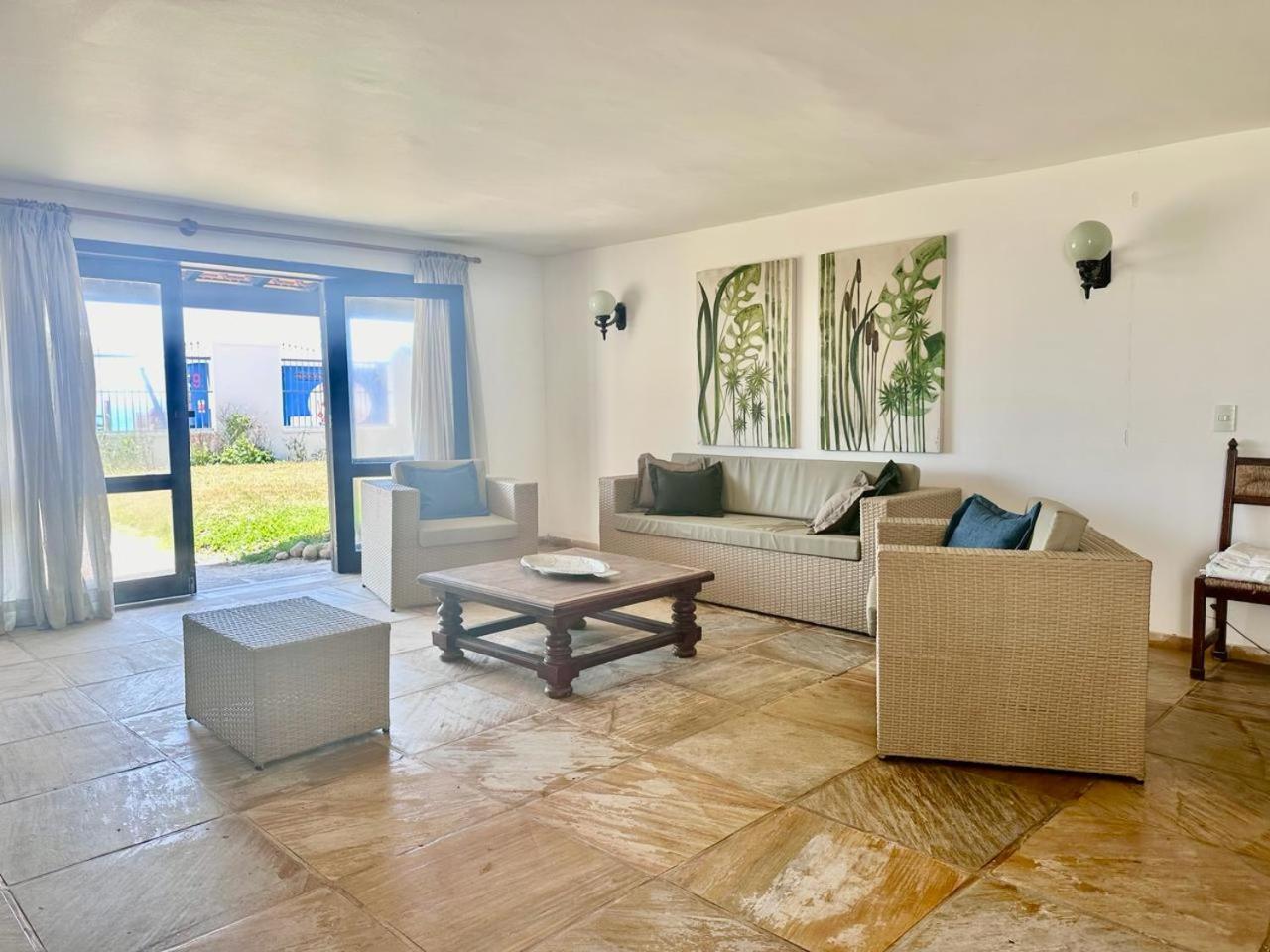 Villa Casarão Pé na Areia Peró Cabo Frio Esterno foto